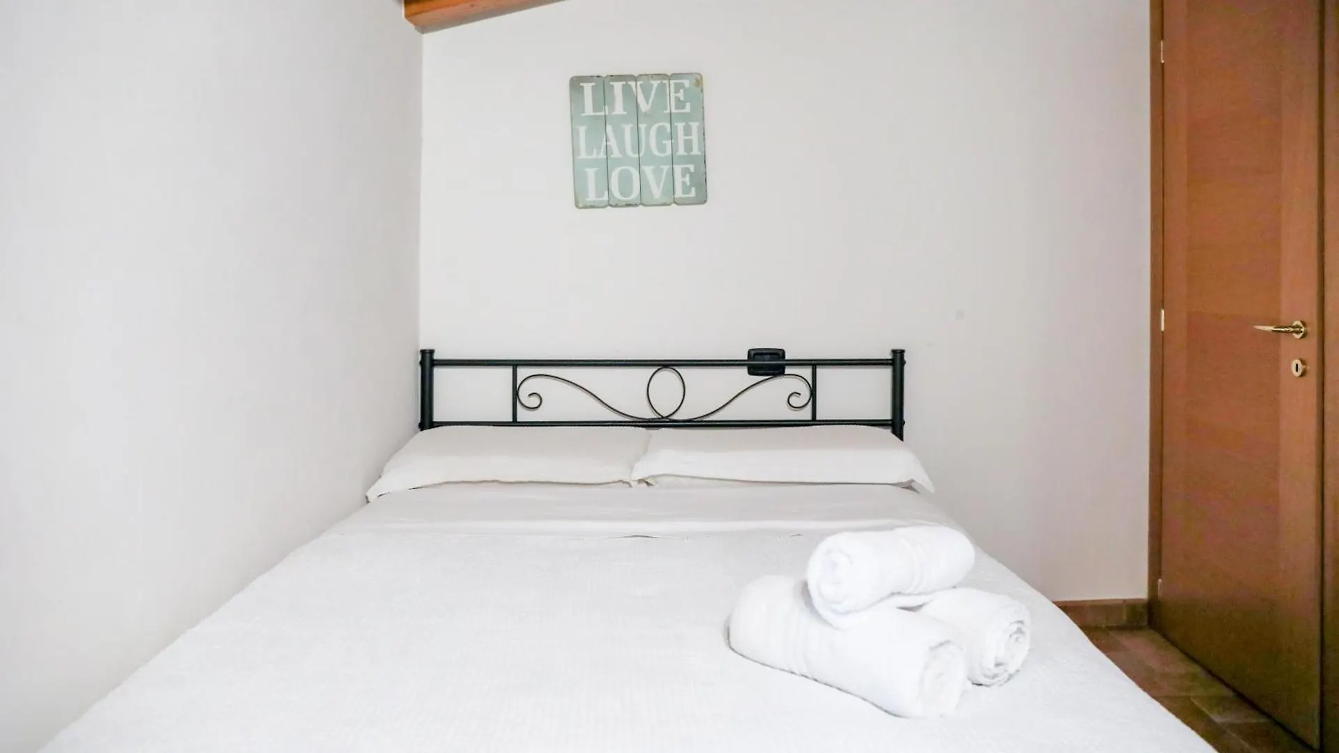 Apartment Mamma Mia By Design Studio Bellano